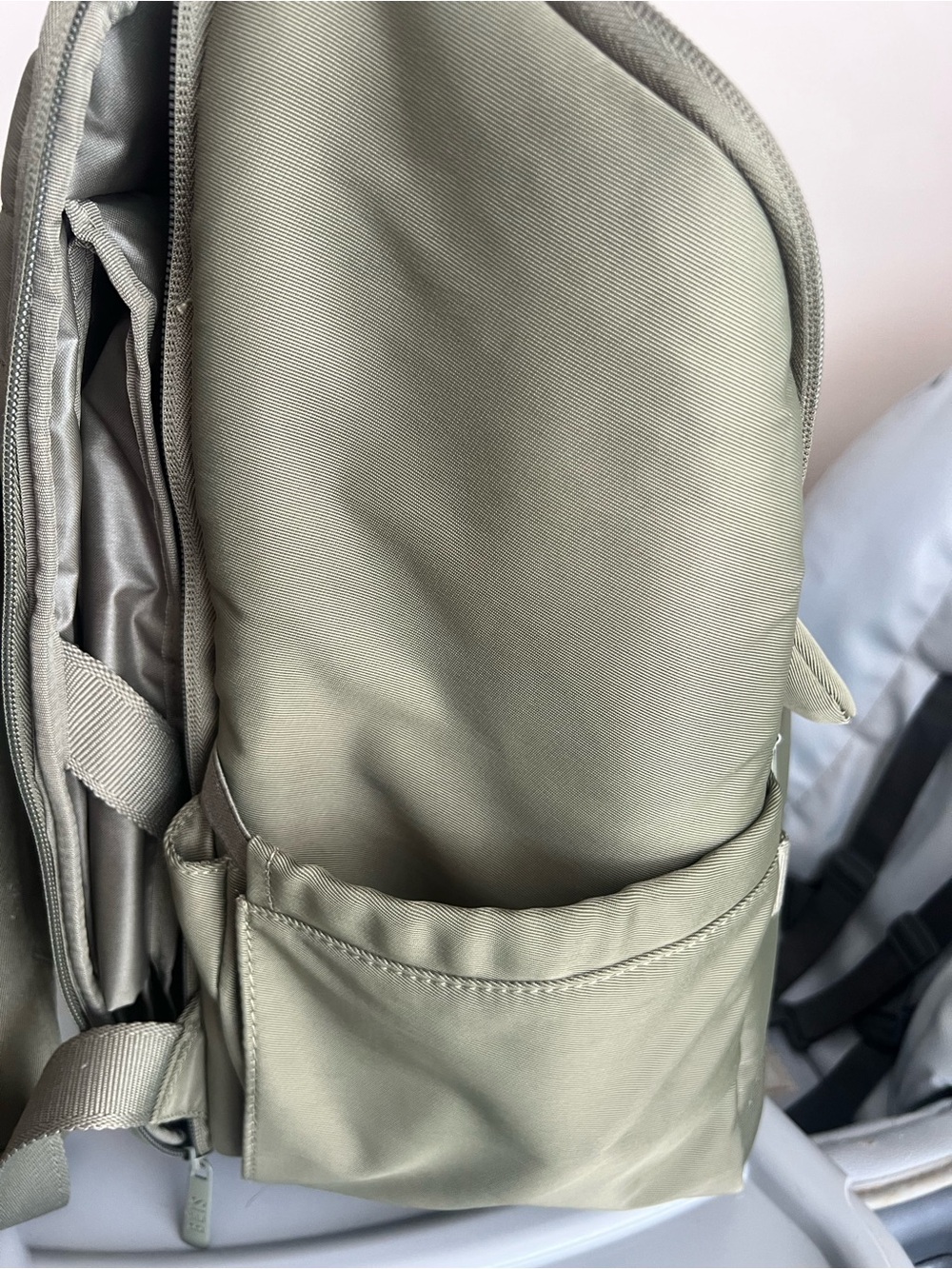 Beis Ultimate Diaper Backpack in Olive - Picture 9 of 16